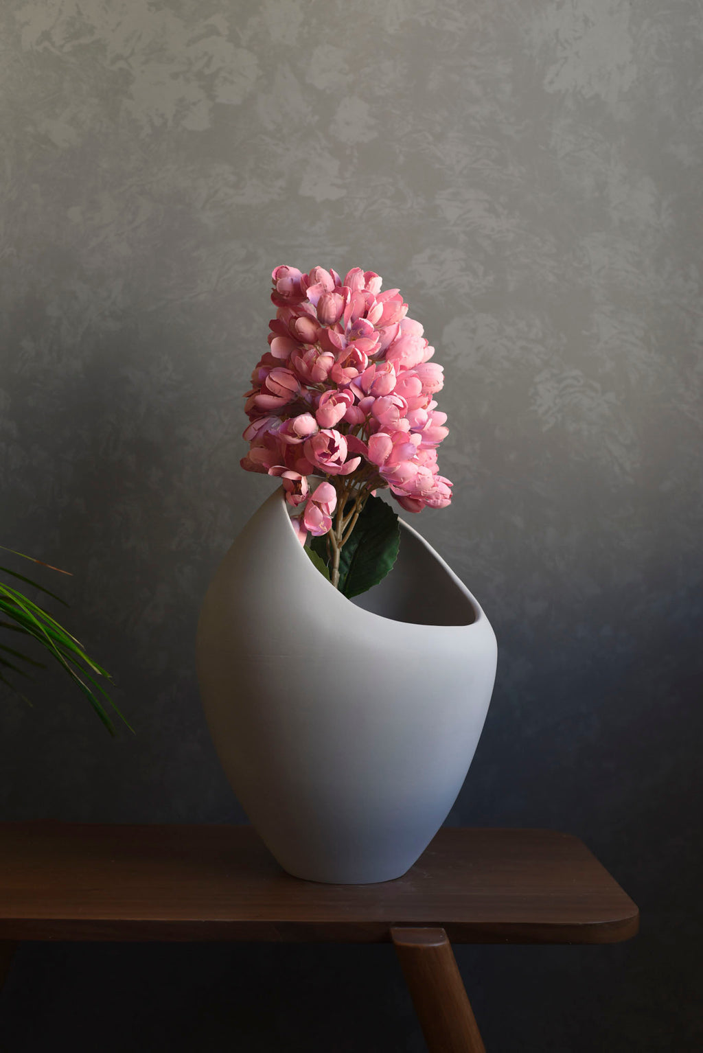 Mini Feather Bloom Vase