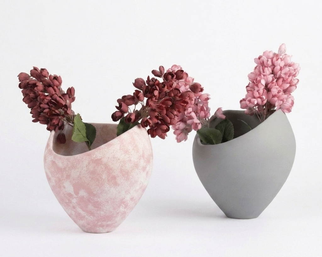Short Feather Bloom Vase